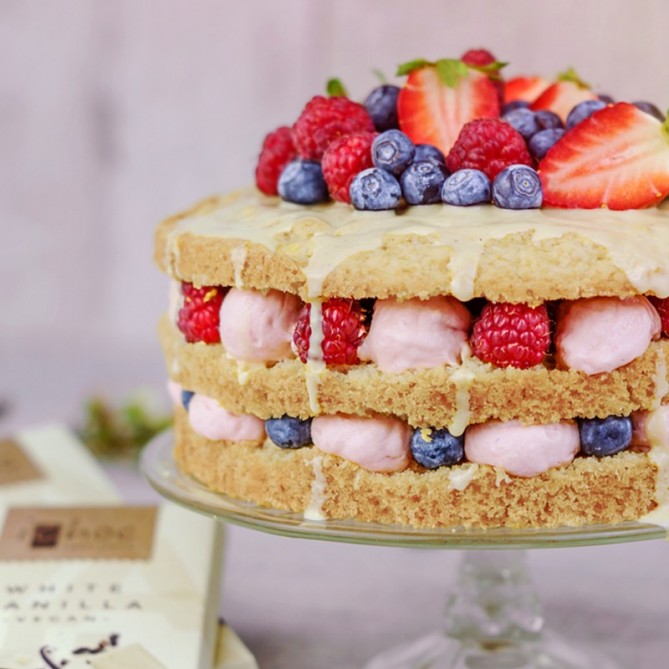 Schoko Naked Cake Mit Beeren Vegane Rezepte Auf Affen De